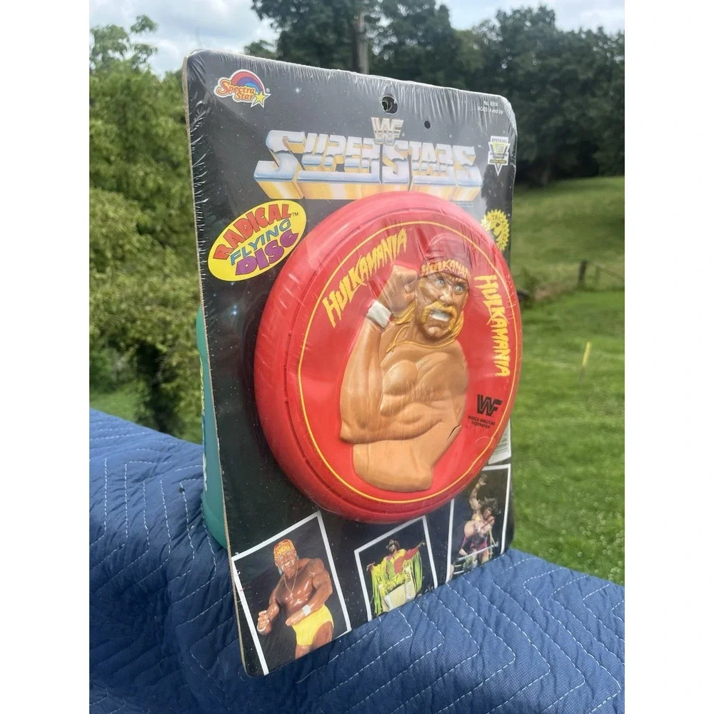Vtg 1991 WWF Super Stars Radical Flying Disc Frisbee Hulk Holgan Hulkamania New